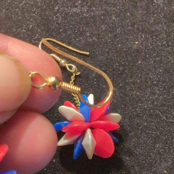 Vintage Faceted Red, White and Blue Beaded Dangle Earrings for Pierced Ears - Picture 5 of 6